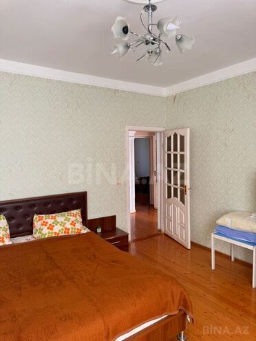 5 otaqlı həyət evi/bağ evi - Novxanı q. - 250 m² (14)