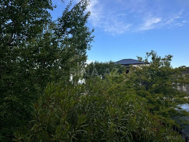 5 otaqlı həyət evi/bağ evi - Novxanı q. - 250 m² (7)
