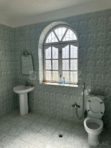 5 otaqlı həyət evi/bağ evi - Novxanı q. - 250 m² (25)