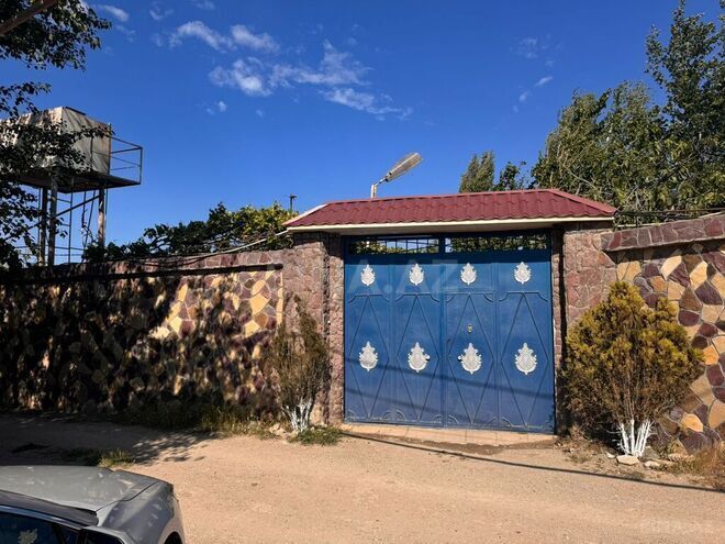 5 otaqlı həyət evi/bağ evi - Novxanı q. - 250 m² (20)