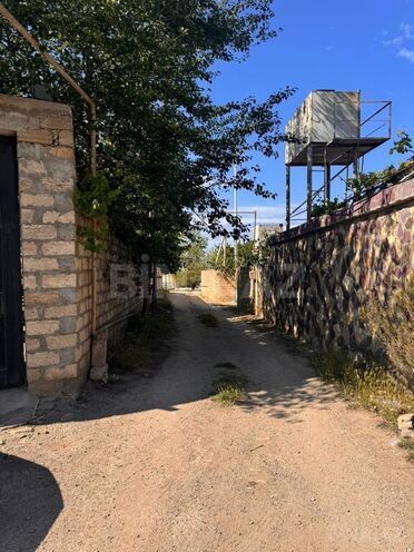 5 otaqlı həyət evi/bağ evi - Novxanı q. - 250 m² (21)