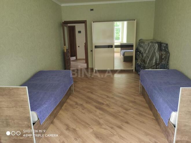6 otaqlı həyət evi/bağ evi - İsmayıllı - 225 m² (28)