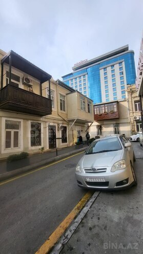2 otaqlı köhnə tikili - Sahil m. - 60 m² (1)