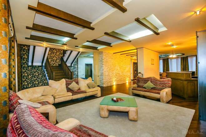 İcarəyə verilir 6 otaqlı yeni tikili 350 m², 28 May m., photo 4 from 32