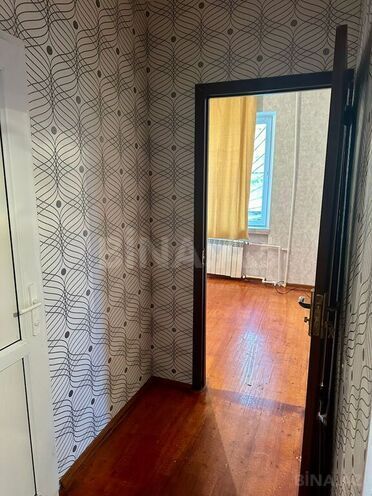 3 otaqlı köhnə tikili - Bakıxanov q. - 60 m² (12)