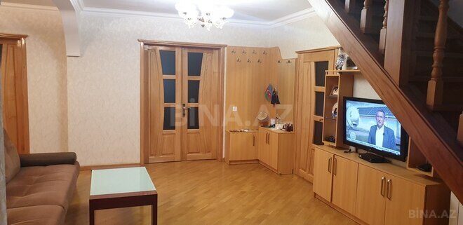 6 otaqlı həyət evi/bağ evi - Qaraçuxur q. - 220 m² (18)