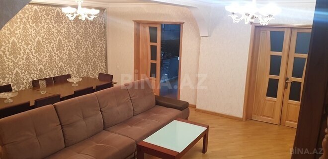 6 otaqlı həyət evi/bağ evi - Qaraçuxur q. - 220 m² (17)