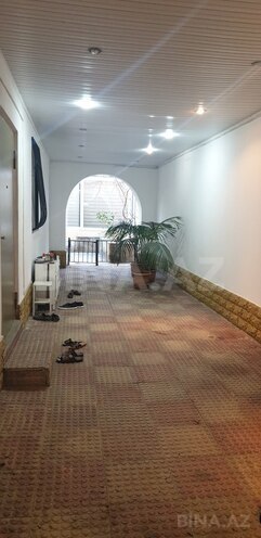 6 otaqlı həyət evi/bağ evi - Qaraçuxur q. - 220 m² (21)