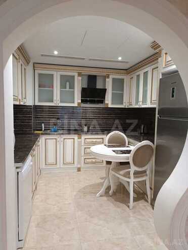 3-комн. новостройка - м. 28 мая - 150 м² (8)