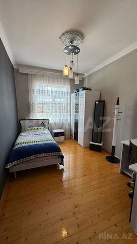 7 otaqlı həyət evi/bağ evi - Novxanı q. - 200 m² (16)
