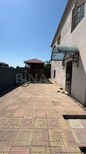 7 otaqlı həyət evi/bağ evi - Novxanı q. - 200 m² (26)