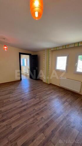 6 otaqlı həyət evi/bağ evi - Novxanı q. - 420 m² (8)