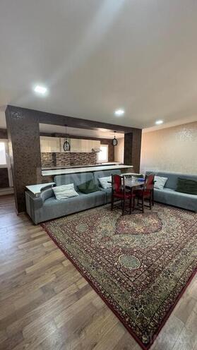 6 otaqlı həyət evi/bağ evi - Novxanı q. - 420 m² (19)