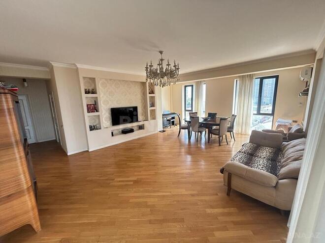 3-комн. новостройка - м. Ази Асланов - 148 м² (2)