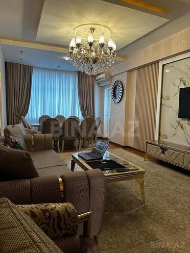 3 otaqlı yeni tikili - 20 Yanvar m. - 130 m² (1)
