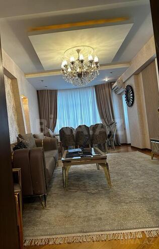 3 otaqlı yeni tikili - 20 Yanvar m. - 130 m² (10)