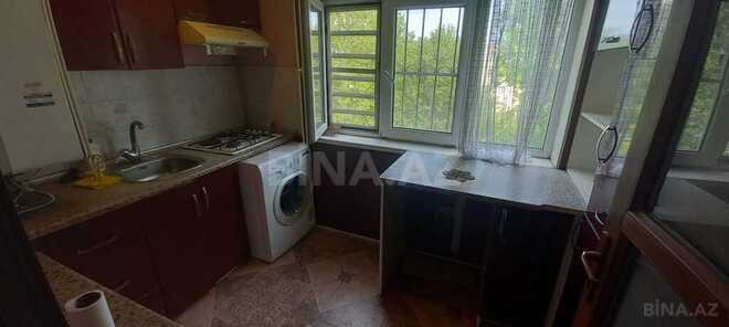 2 otaqlı köhnə tikili - 8-ci mikrorayon q. - 45 m² (8)