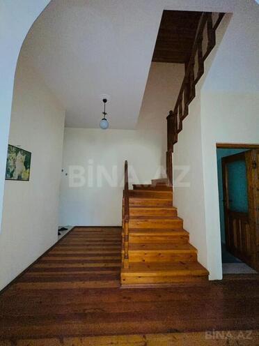 6 otaqlı həyət evi/bağ evi - Novxanı q. - 200 m² (10)