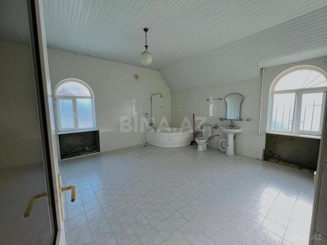 6 otaqlı həyət evi/bağ evi - Novxanı q. - 200 m² (17)