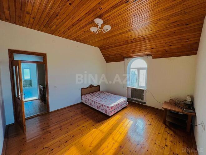 6 otaqlı həyət evi/bağ evi - Novxanı q. - 200 m² (13)