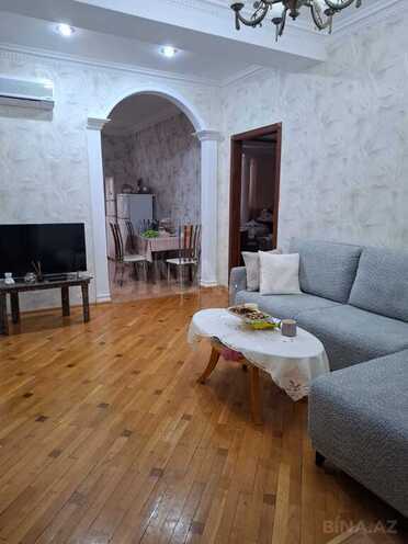 3 otaqlı yeni tikili - Elmlər Akademiyası m. - 130 m² (4)