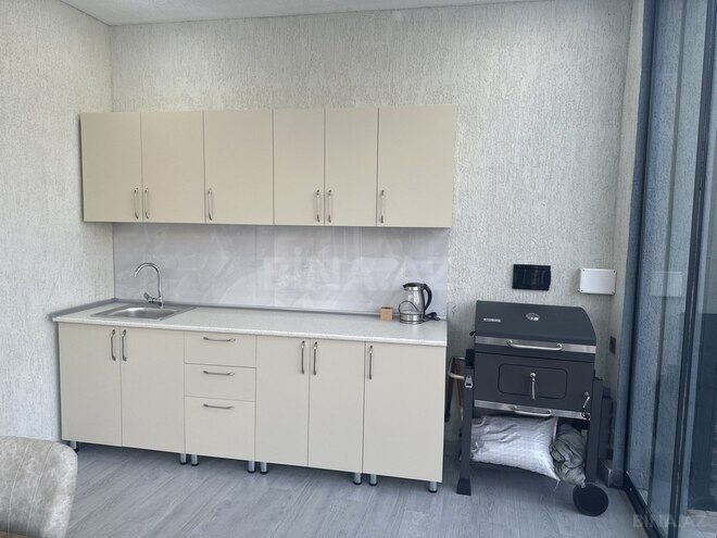4 otaqlı həyət evi/bağ evi - Şüvəlan q. - 175 m² (11)