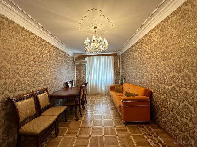 3 otaqlı köhnə tikili - Elmlər Akademiyası m. - 90 m² (3)