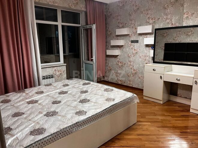 3 otaqlı yeni tikili - 20 Yanvar m. - 100 m² (7)