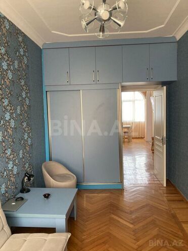 3 otaqlı köhnə tikili - 28 May m. - 70 m² (5)