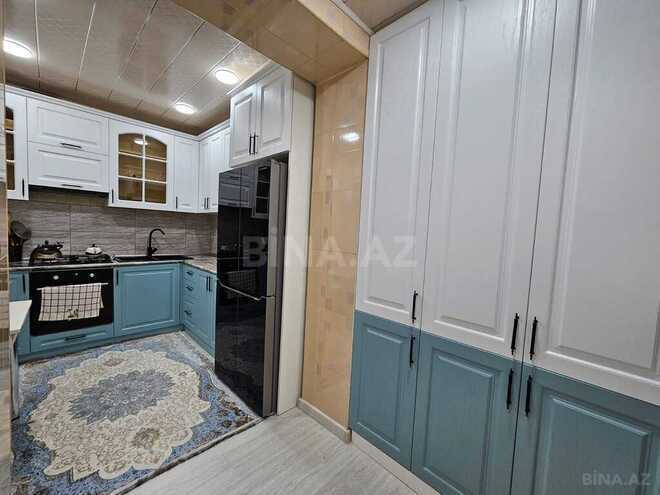 4 otaqlı köhnə tikili - İnşaatçılar m. - 110 m² (2)