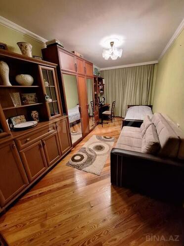 3 otaqlı köhnə tikili - İnşaatçılar m. - 85 m² (24)