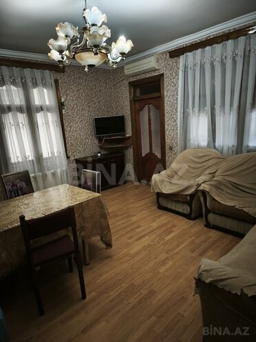 2 otaqlı həyət evi/bağ evi - İnşaatçılar m. - 50 m² (1)