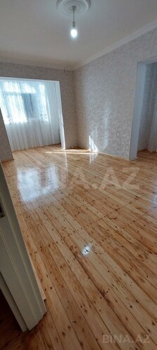 2 otaqlı köhnə tikili - 9-cu mikrorayon q. - 65 m² (1)