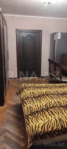 3 otaqlı köhnə tikili - 28 May m. - 70 m² (27)