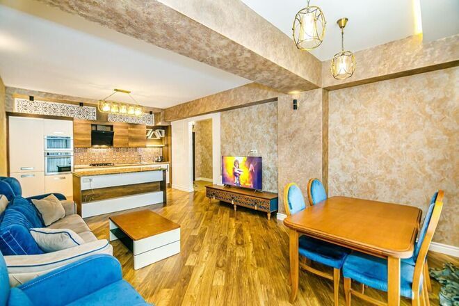 3 otaqlı yeni tikili - Şah İsmayıl Xətai m. - 215 m² (2)