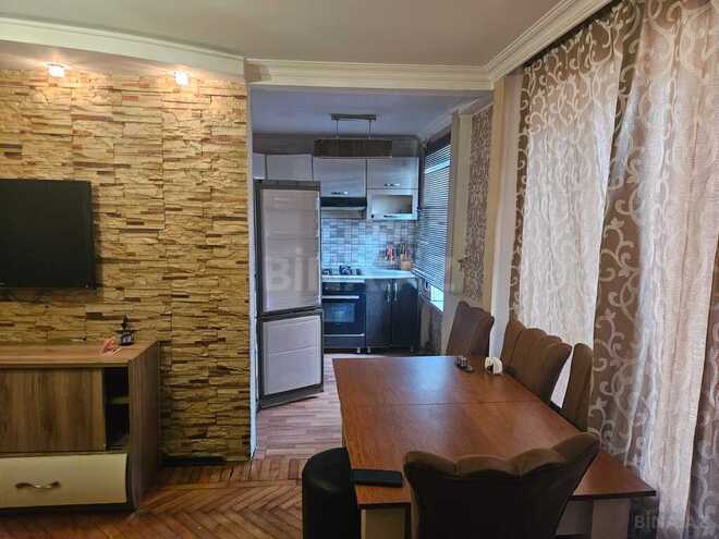 2 otaqlı köhnə tikili - İnşaatçılar m. - 50 m² (5)