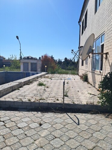 4 otaqlı həyət evi/bağ evi - Albalılıq q. - 200 m² (25)