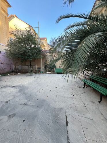 5 otaqlı həyət evi/bağ evi - Nəsimi m. - 480 m² (5)