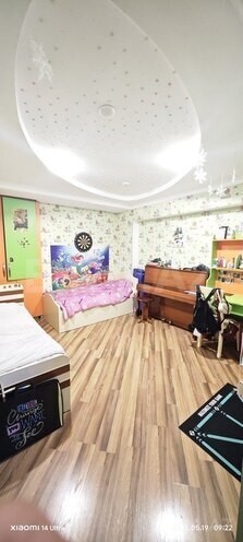 3 otaqlı köhnə tikili - İnşaatçılar m. - 74 m² (3)