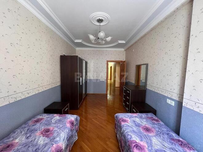 4 otaqlı yeni tikili - 8 Noyabr m. - 170 m² (12)