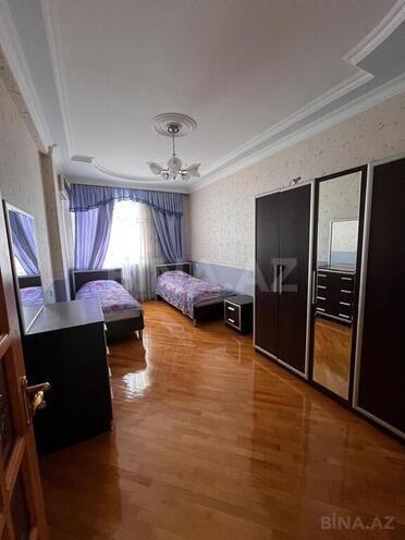 4 otaqlı yeni tikili - 8 Noyabr m. - 170 m² (18)