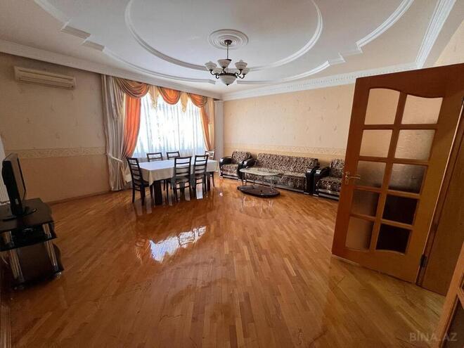 4 otaqlı yeni tikili - 8 Noyabr m. - 170 m² (1)