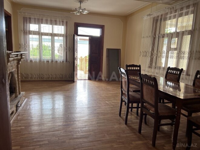 8 otaqlı həyət evi/bağ evi - Gəncə - 300 m² (23)