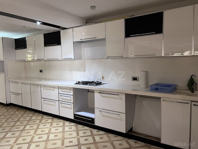 8 otaqlı həyət evi/bağ evi - Gəncə - 300 m² (22)
