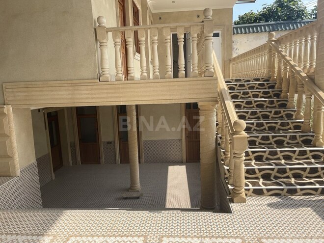 8 otaqlı həyət evi/bağ evi - Gəncə - 300 m² (21)