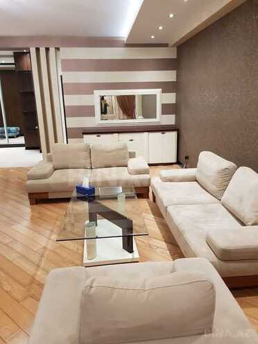 3-комн. новостройка - м. 28 мая - 165 м² (5)