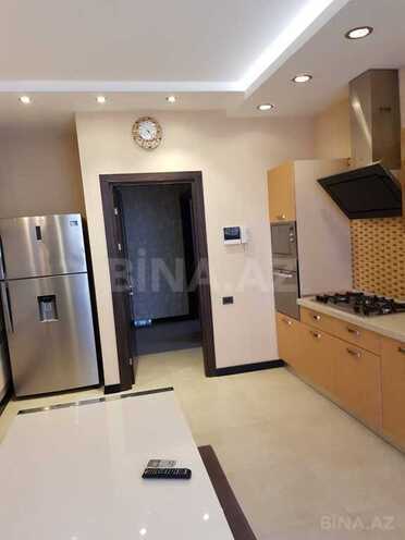 3-комн. новостройка - м. 28 мая - 165 м² (28)