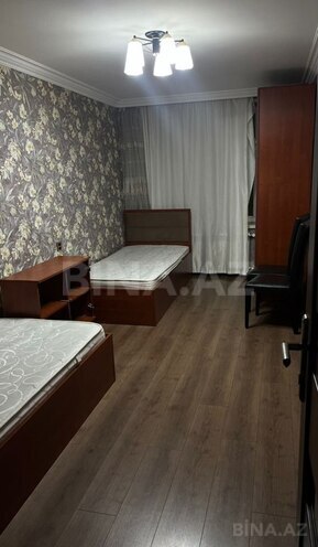 3-комн. вторичка - м. Элмляр Академиясы - 75 м² (2)