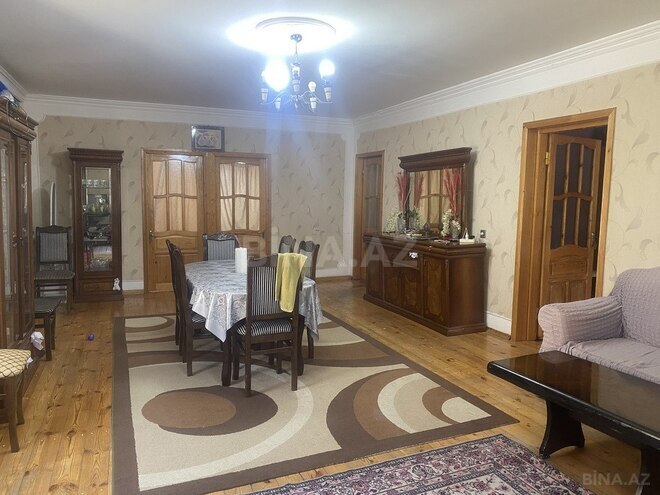7 otaqlı həyət evi/bağ evi - Bülbülə q. - 200 m² (9)