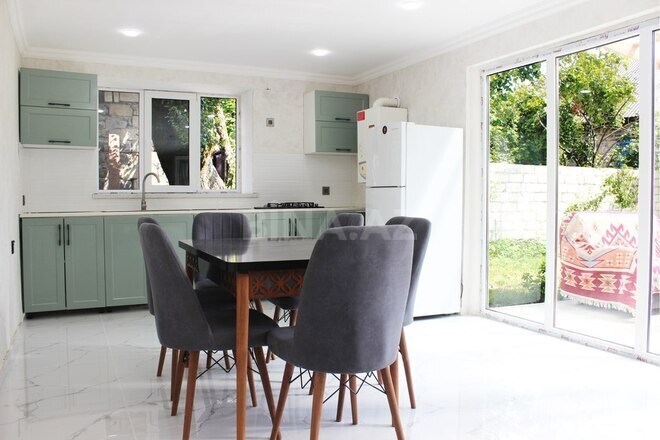 5 otaqlı həyət evi/bağ evi - Qəbələ - 250 m² (4)